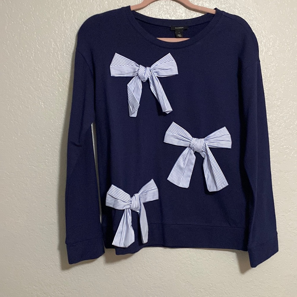 NWT Halogen bow navy crew neck sweater